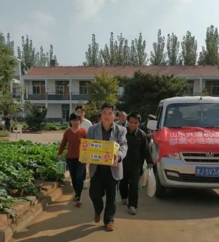 山東興源機(jī)械有限公司|起重機(jī)|行車|山東興源機(jī)械|單梁起重機(jī)|電動葫蘆|起重配件|m.ahhswy.cn|xyqzj|xyqzj.com|興源起重機(jī)|興源|起重機(jī)行車|起重設(shè)備|起重機(jī)械